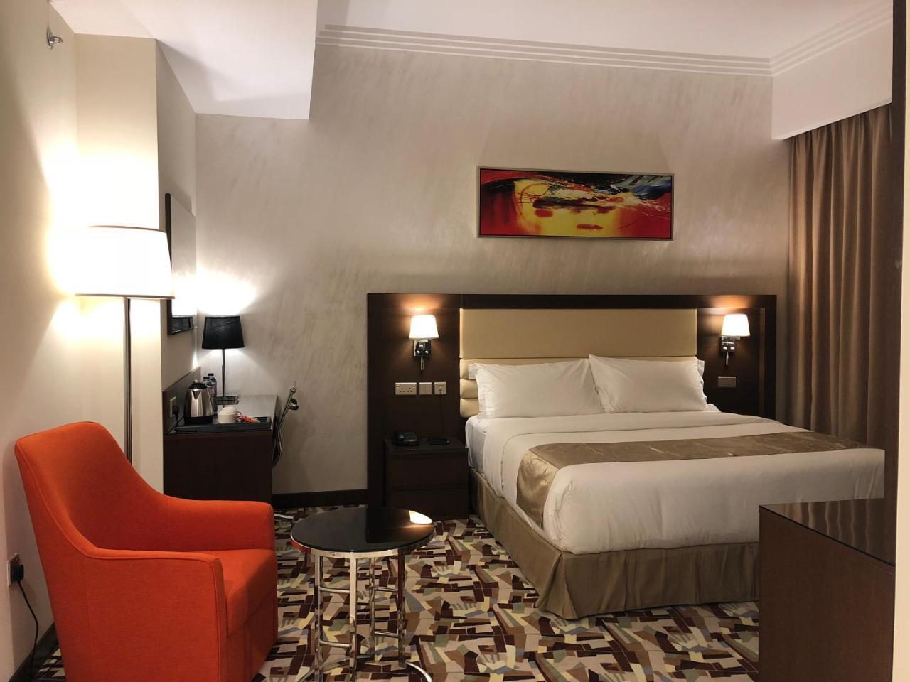 Hotel Al Murooj Grand Muscat