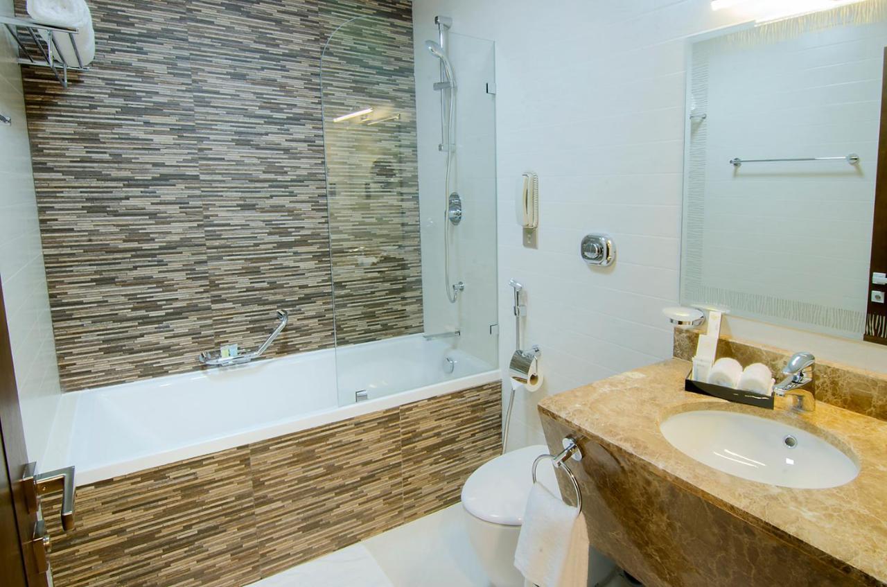 Hotel Al Murooj Grand Muscat